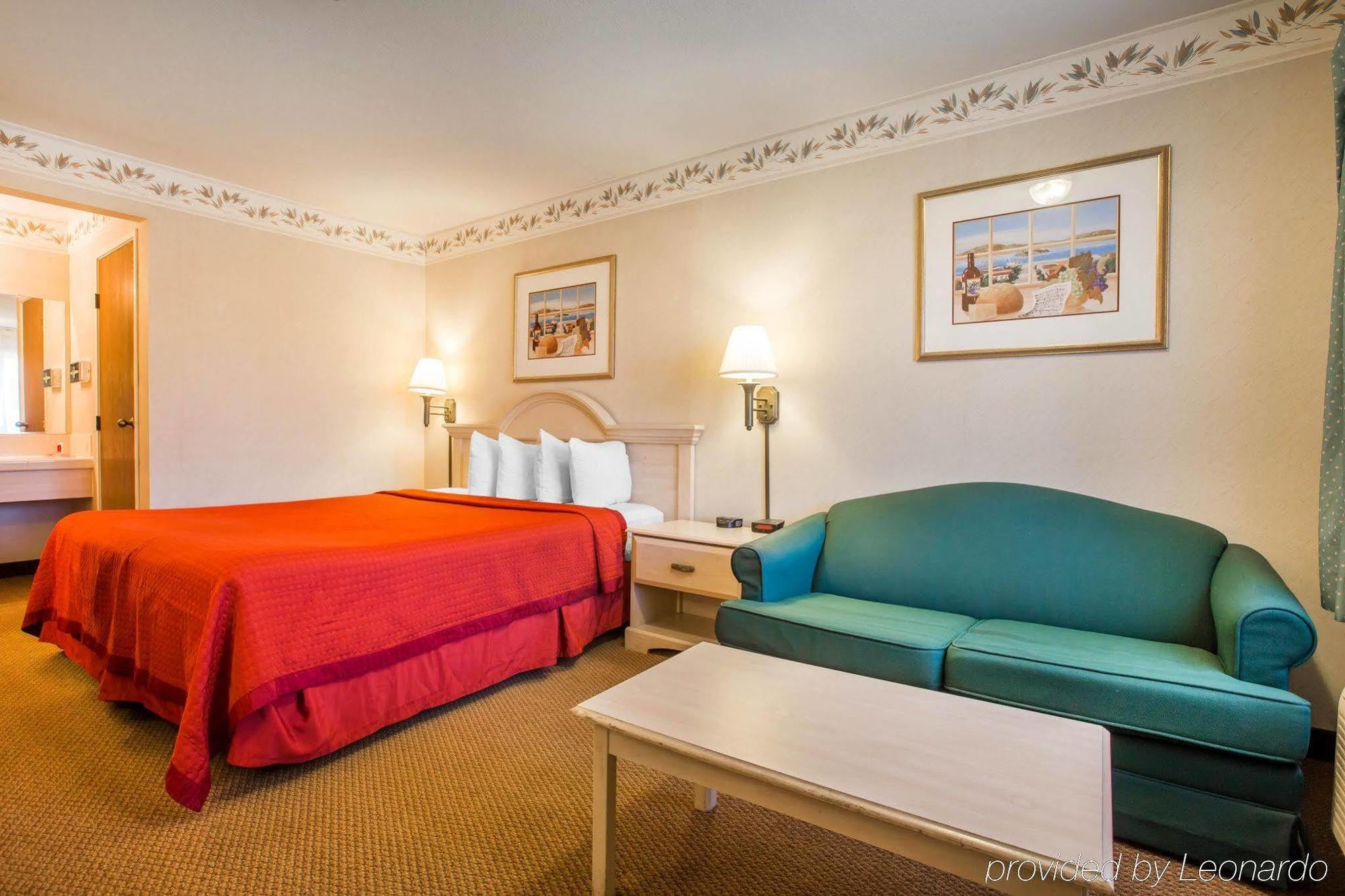 Econo Lodge Inn & Suites Lodi - Wine Country Area Kültér fotó
