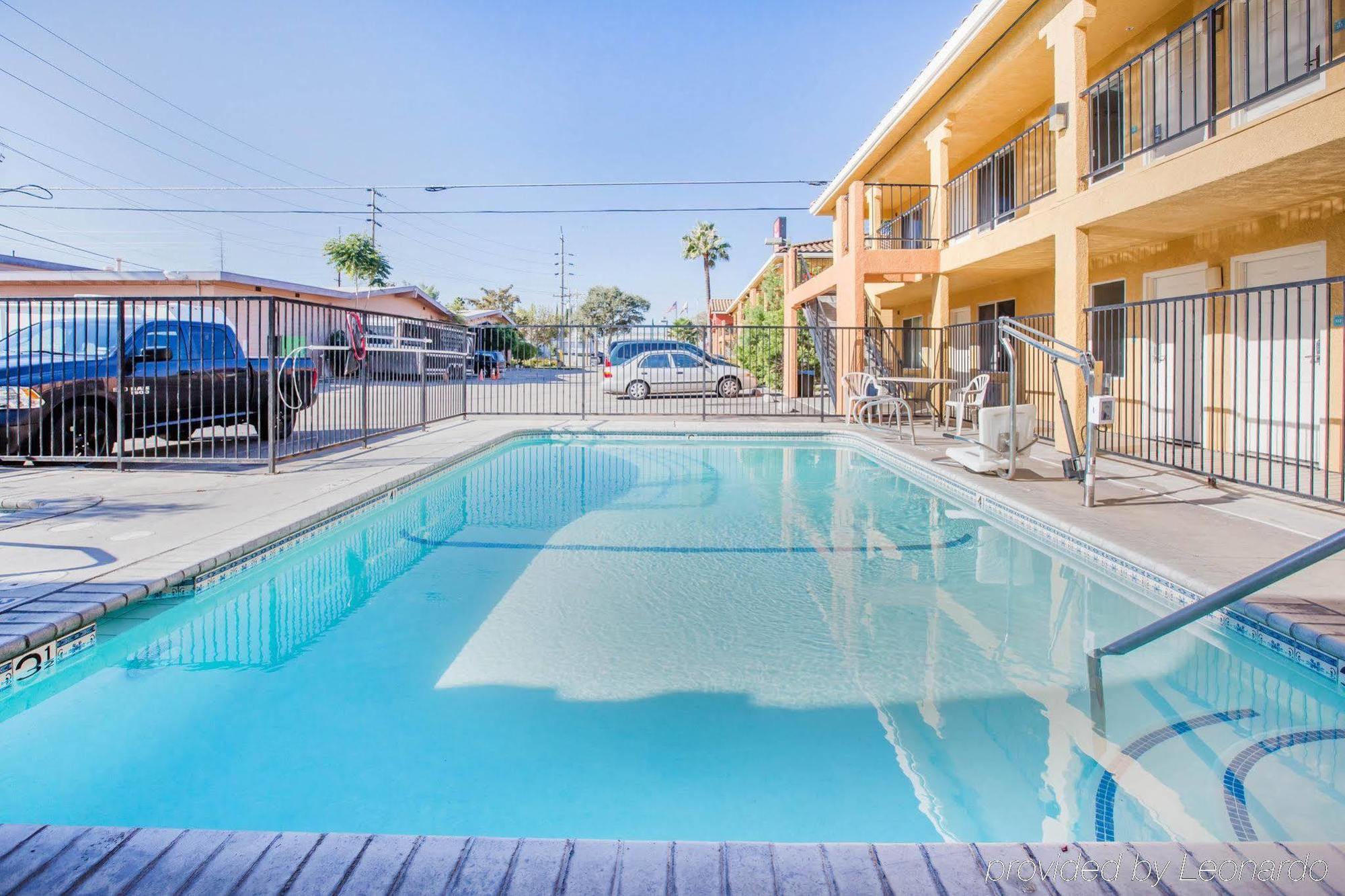 Econo Lodge Inn & Suites Lodi - Wine Country Area Kültér fotó